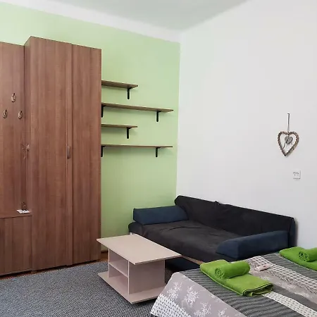 Paris House * קלוז'-נאפוקה